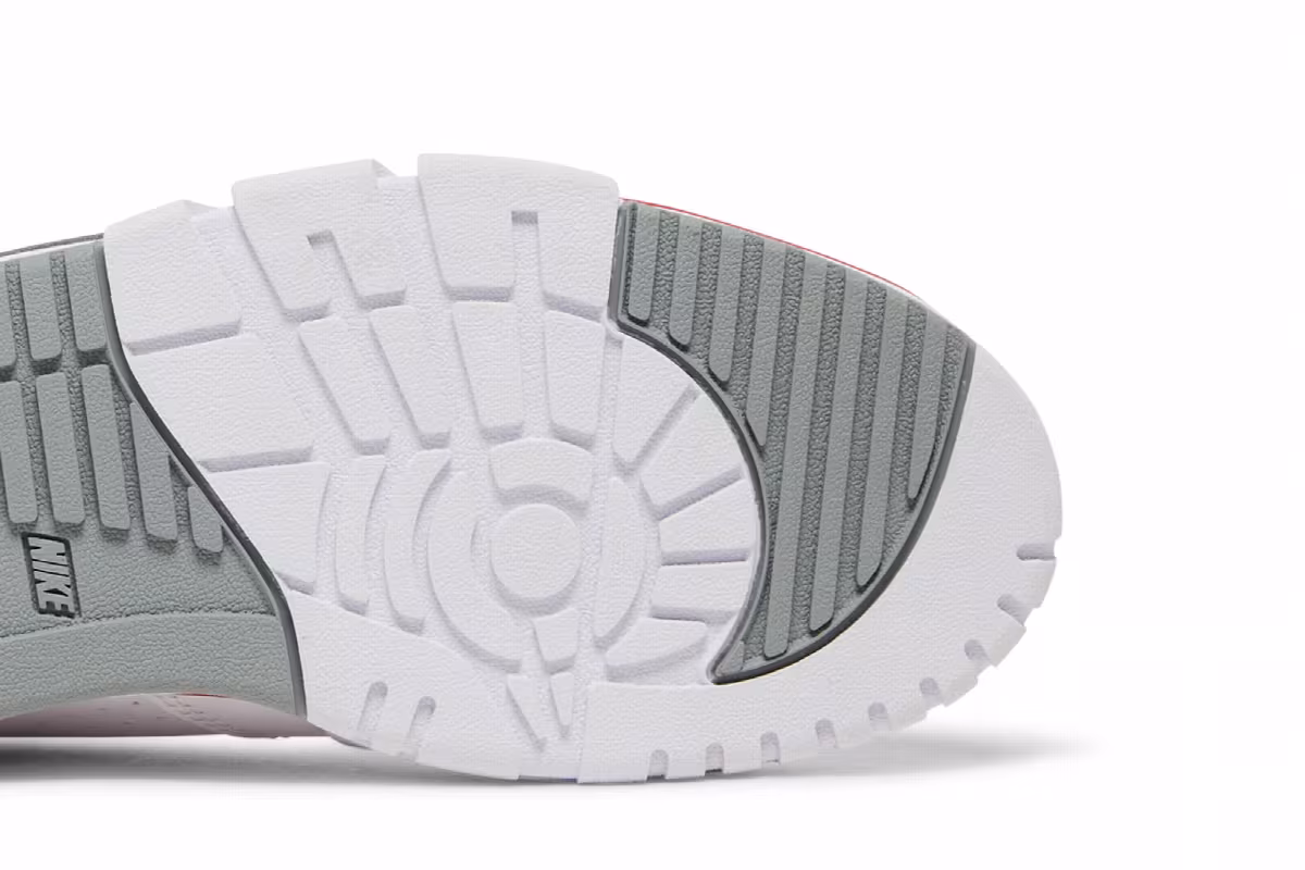 Nike Air Cross Trainer Low White University Red, view 6