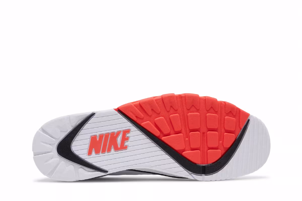 Nike Air Cross Trainer 3 Low Infrared, view 5