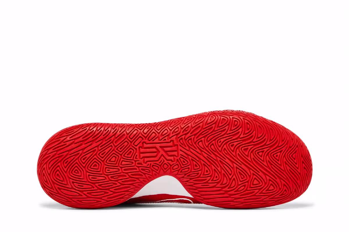 Nike Kyrie Flytrap 4 University Red, view 5