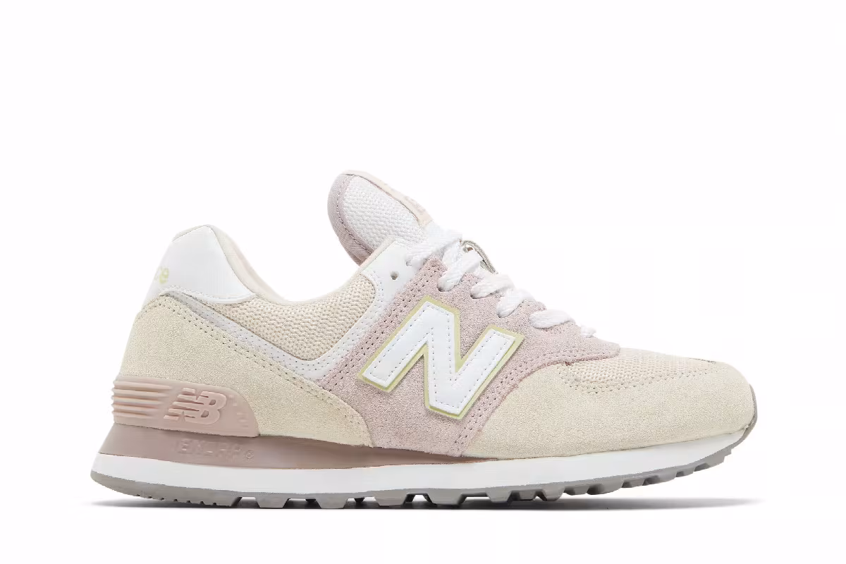 New Balance Women's 574 Space Pink Winter Sky, view 2