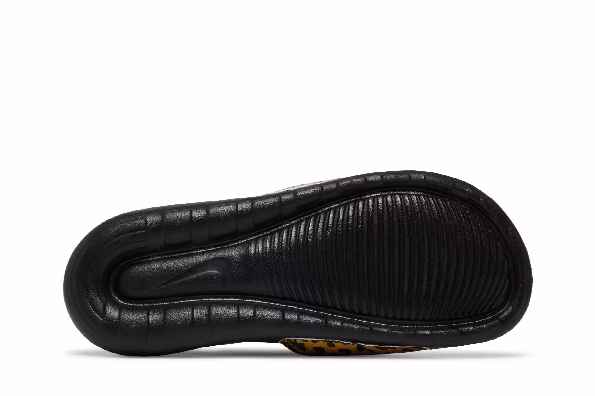 Nike Women's Victori One Printed Slide Cheetah Print, view 5