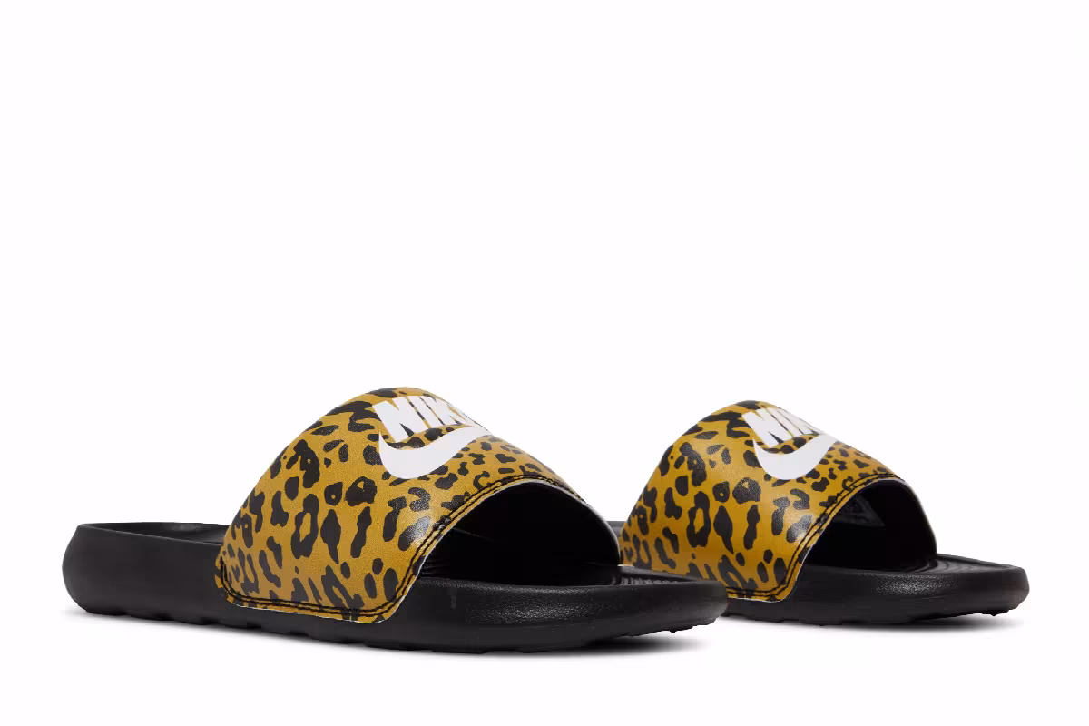 Nike Women's Victori One Printed Slide Cheetah Print, view 9