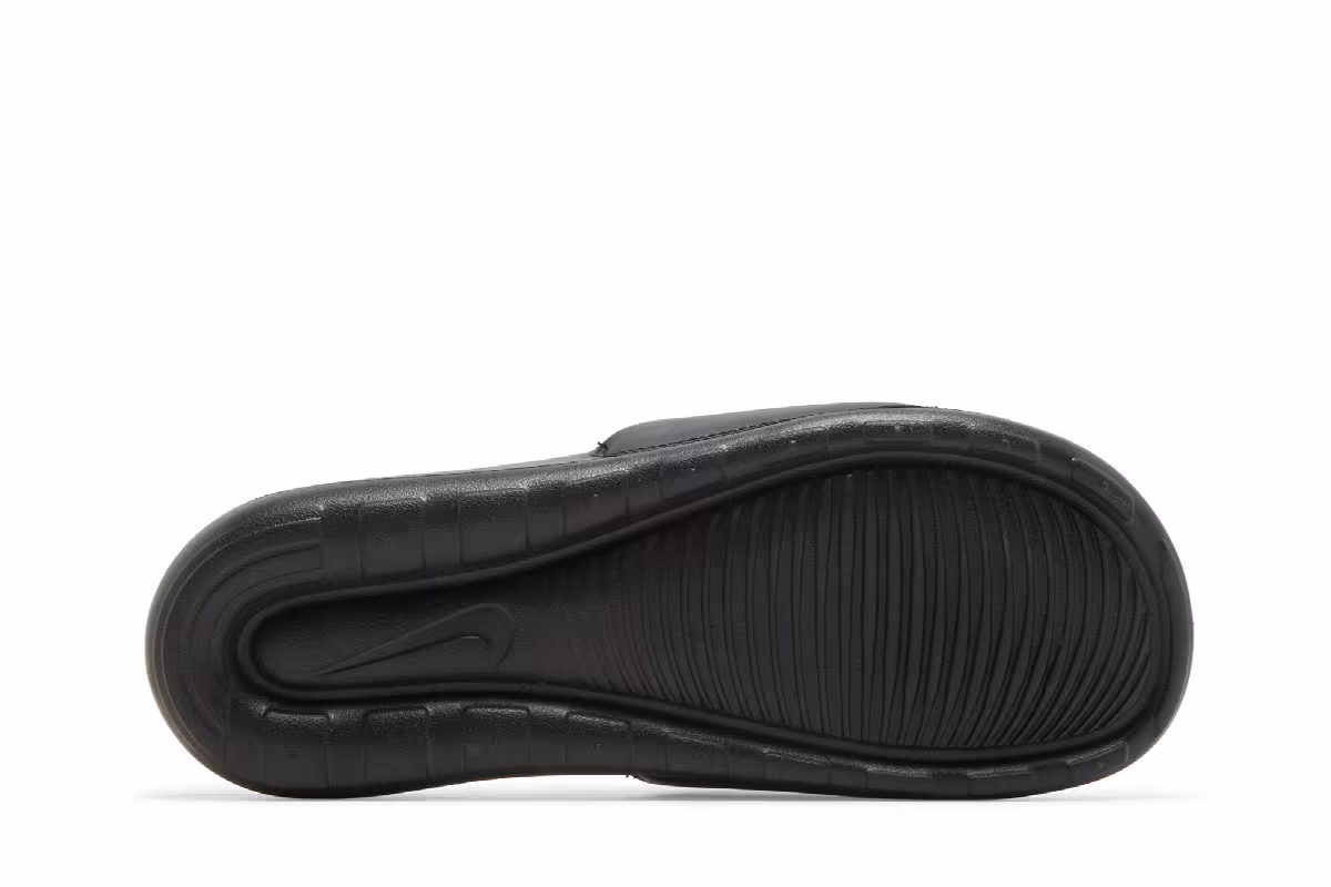 Nike Victori One Slide Black Metallic Gold, view 5