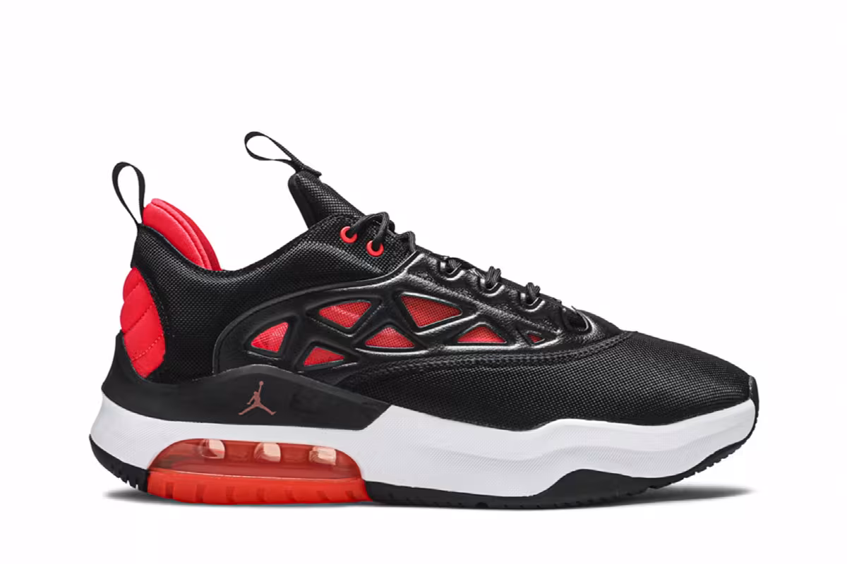 Nike Women's Jordan Air Max 200 XX Bright Crimson, view 2