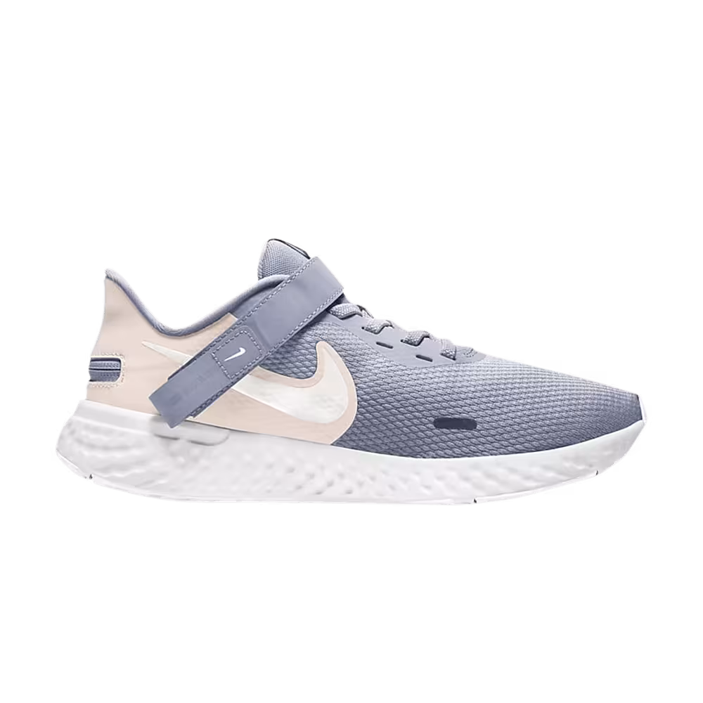 Nike Women's Revolution 5 FlyEase Indigo Guava Ice