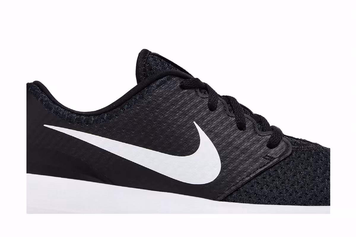 Nike Women's Roshe Golf Black Metallic White, view 3