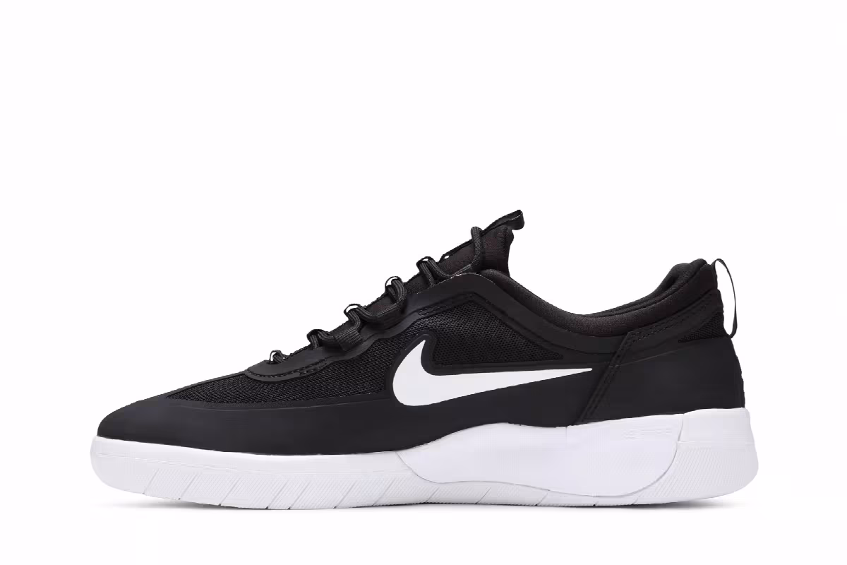Nike Nyjah Free 2 SB Black White, view 4