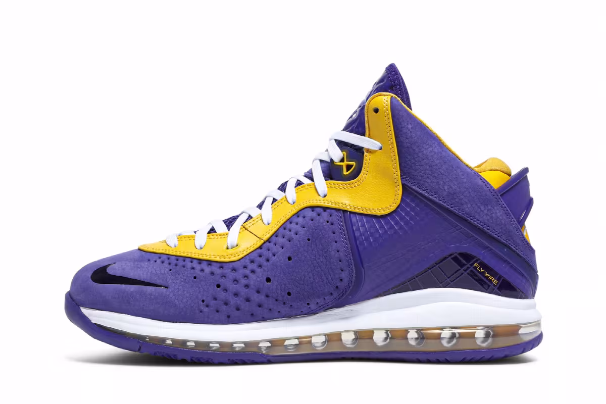 Nike LeBron 8 Lakers, view 4