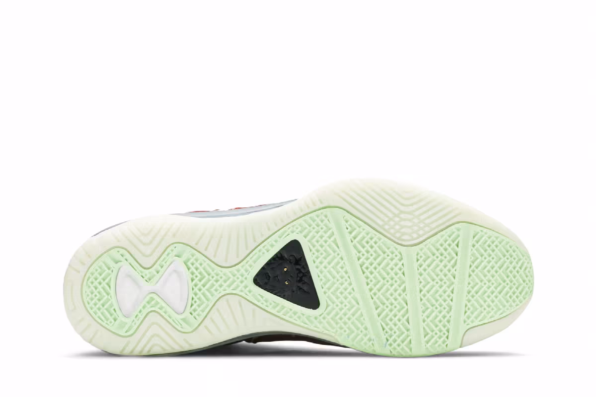 Nike LeBron 8 QS Empire Jade, view 5