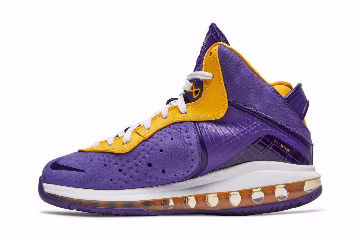 Nike LeBron 8 GS Lakers, view 4