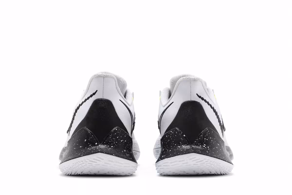 Nike Kyrie Low 3 Team White Black, view 7