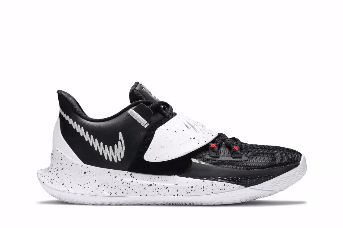 Nike Kyrie Low 3 Team Black White, view 2