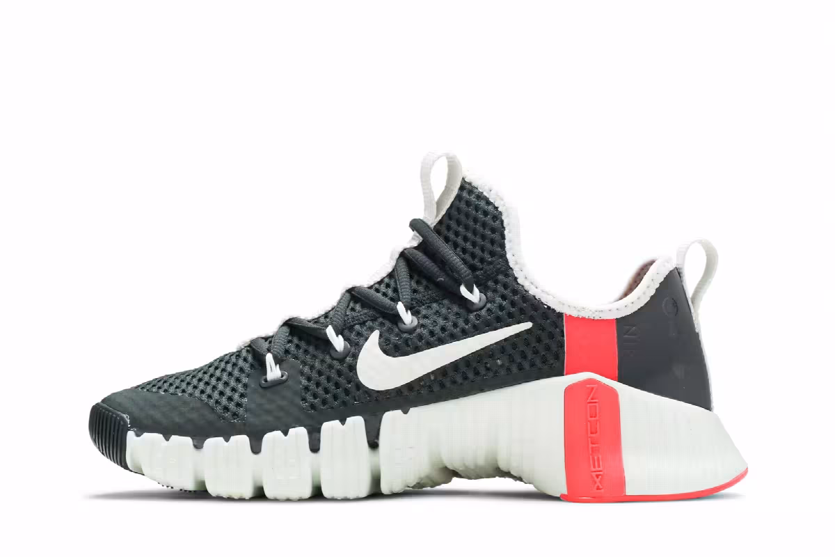 Nike Free Metcon 3 Dark Grey Crimson, view 4