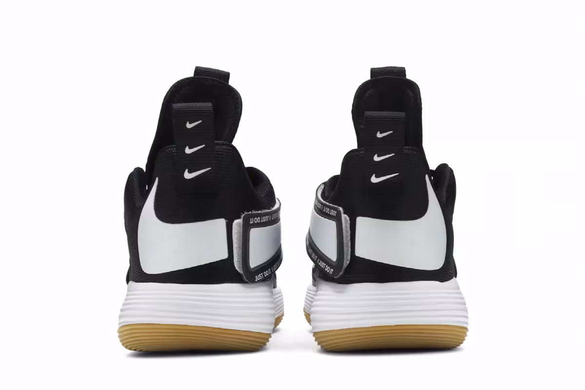 Nike Women's React HyperSet Black Gum Light Brown, view 7