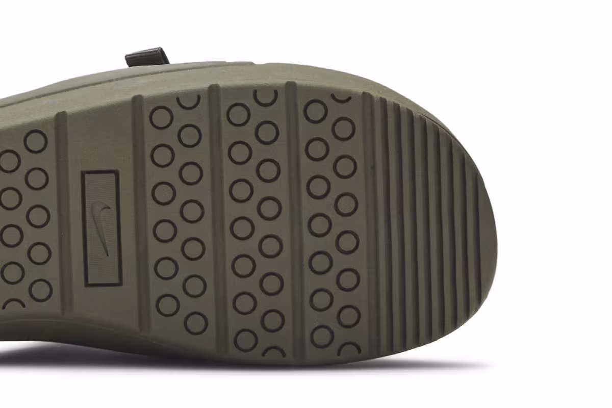 Nike Offline Slip-On Army Olive, view 6