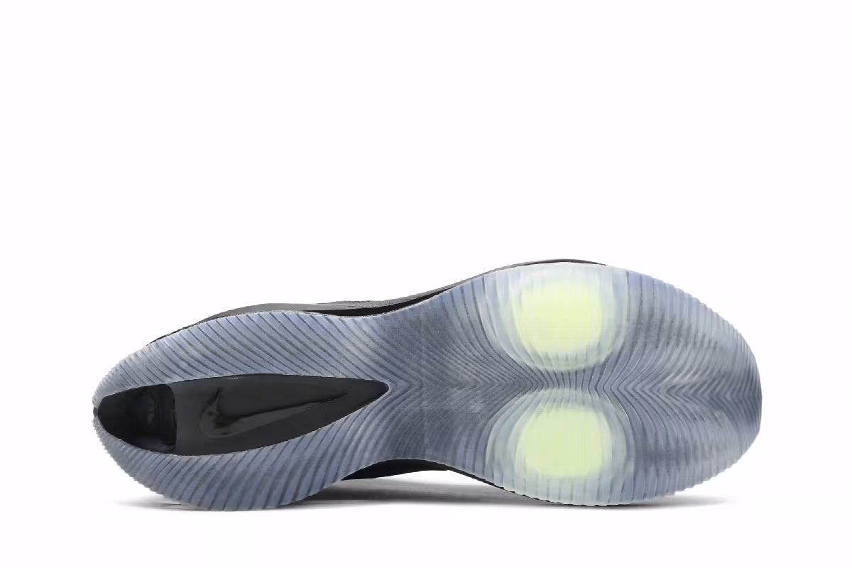 Nike Women's Zoom Double Stacked Volt Black, view 5