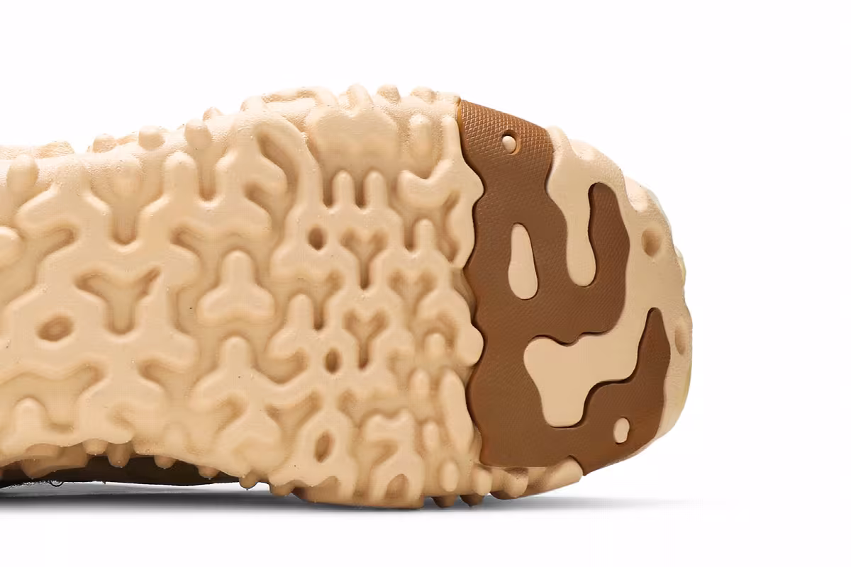 Nike ISPA OverReact Sandal Club Gold, view 6