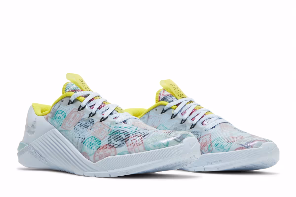 Nike Women's Metcon 5 AMP Hydrogen Blue, view 9