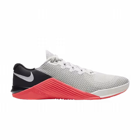 Nike Metcon 5 'Spruce Aura Laser Crimson'