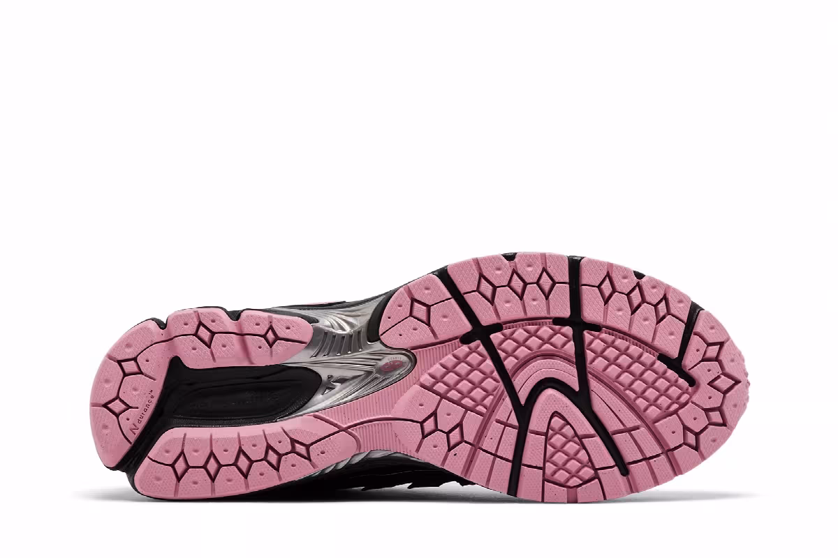 New Balance 1906R Pink Taffy, view 5