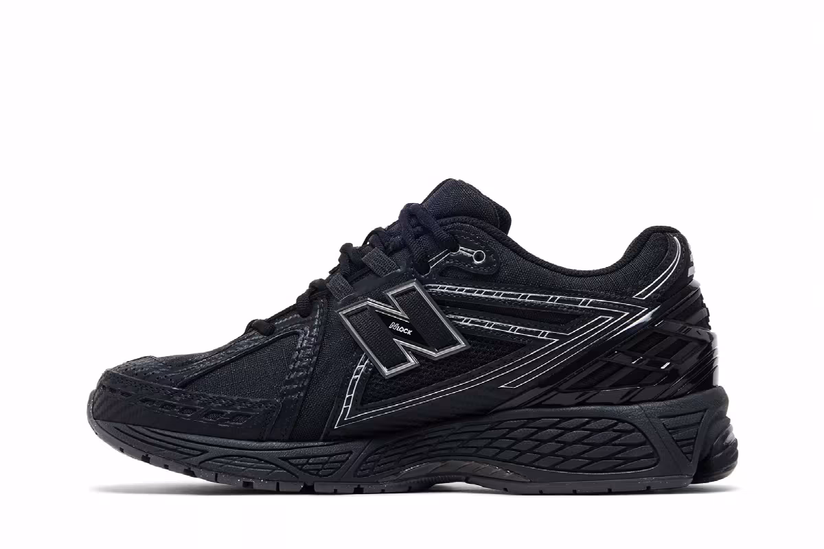 New Balance 1906R Black Silver Metallic, view 4