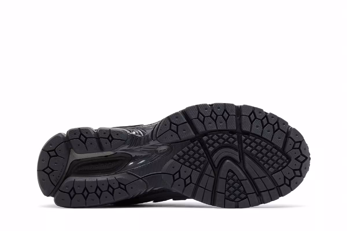 New Balance 1906R Black Phantom, view 5