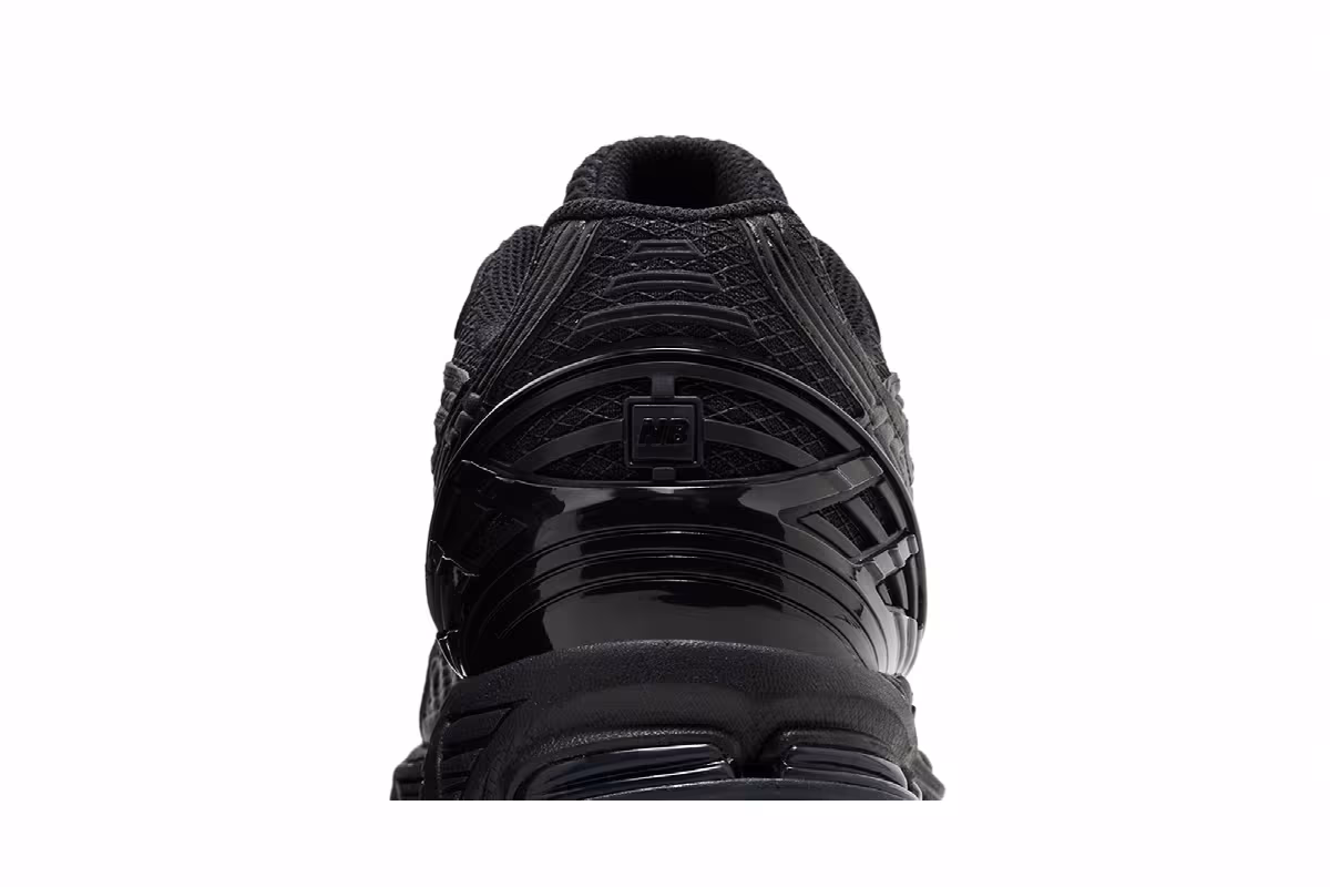 New Balance 1906U Triple Black, view 8
