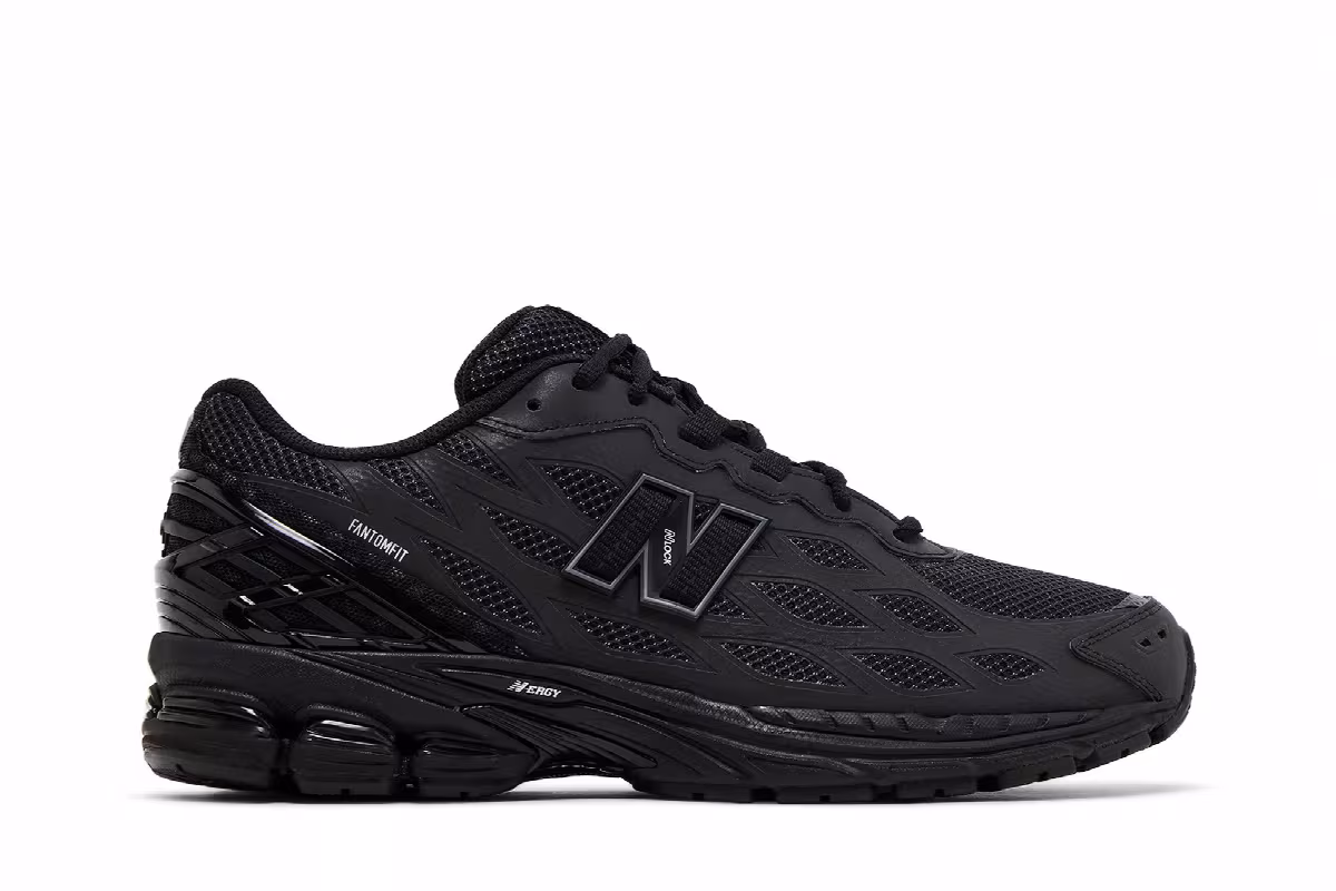 New Balance 1906W Triple Black, view 2