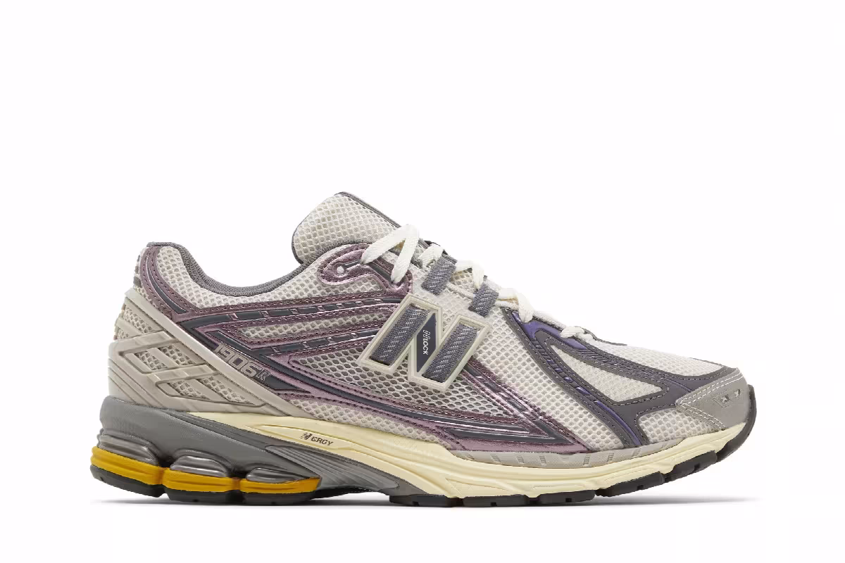New Balance 1906R Licorice, view 2