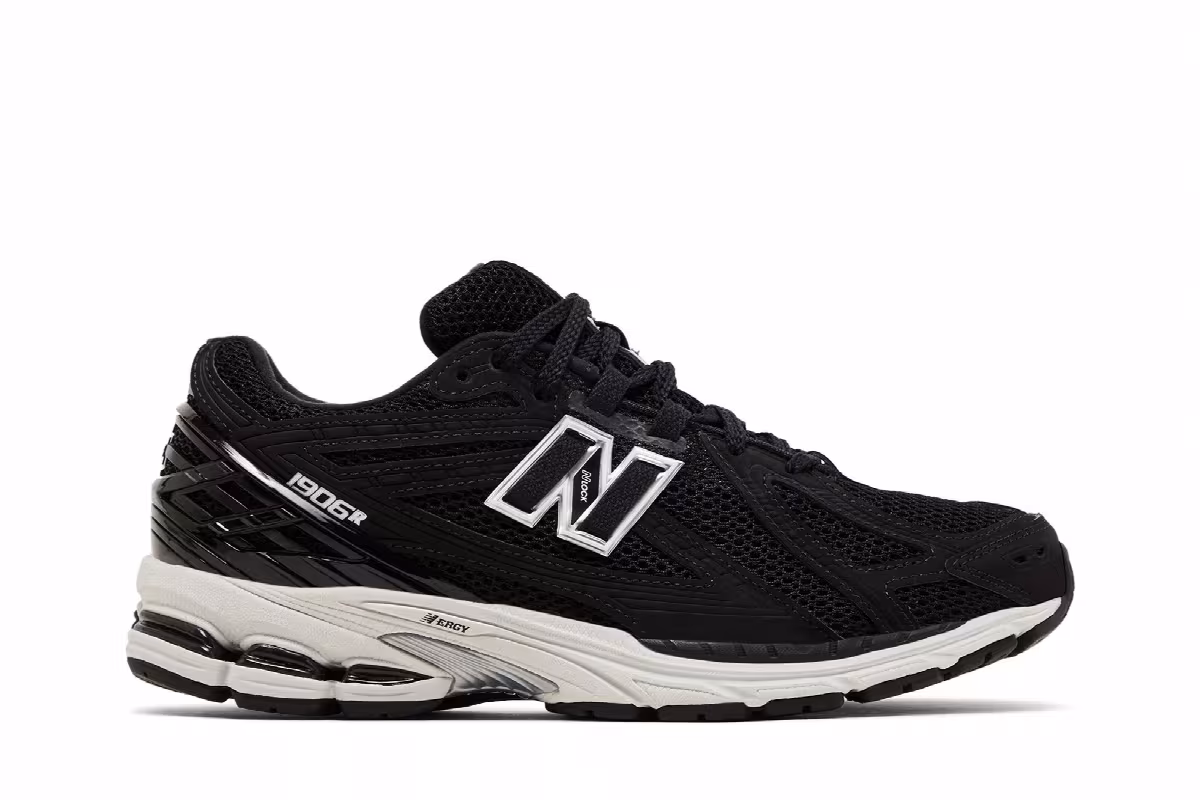 New Balance 1906R Black White, view 2