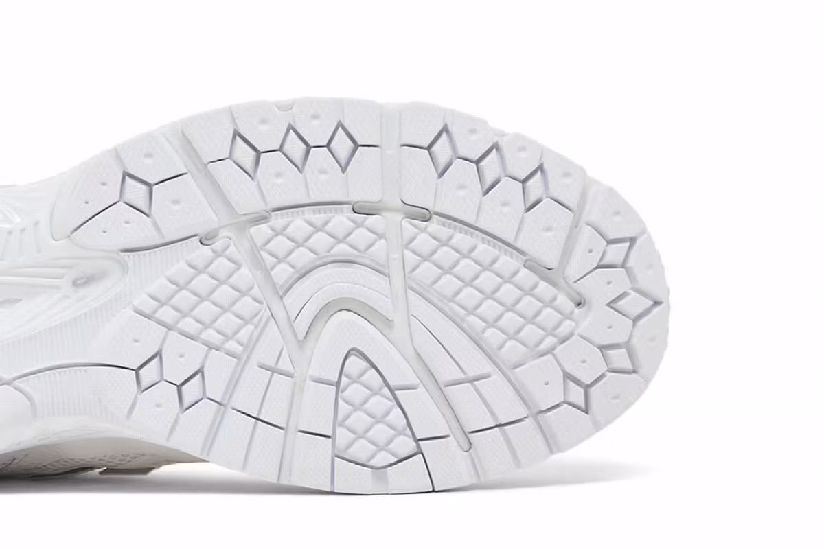 New Balance 1906W Triple White, view 6