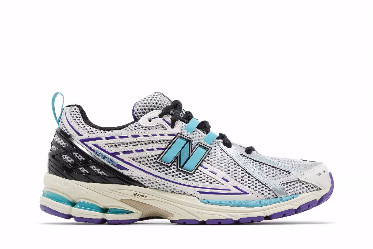 New Balance 1906R Hornets, view 2