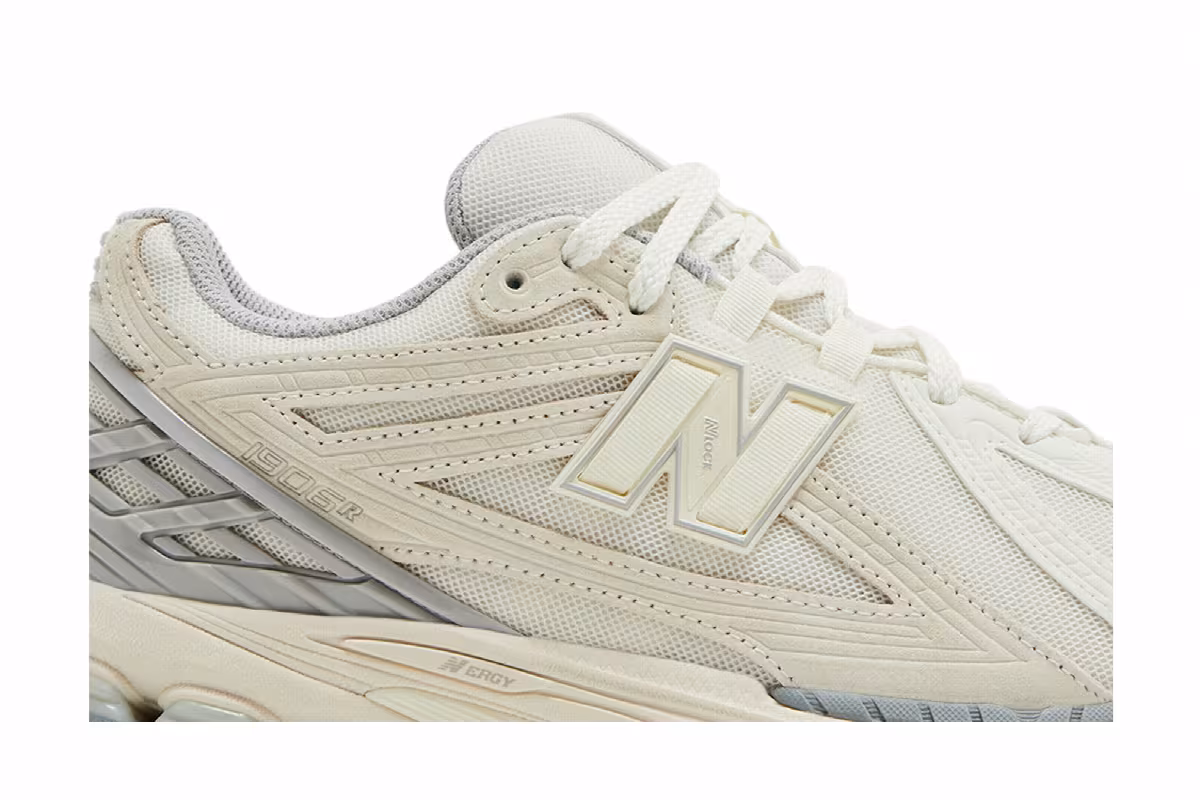New Balance 1906R Sea Salt Grey, view 3