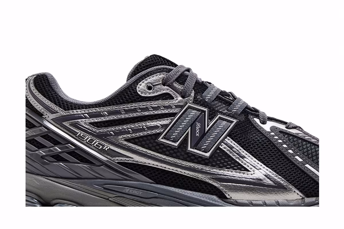 New Balance 1906R Black Silver, view 3