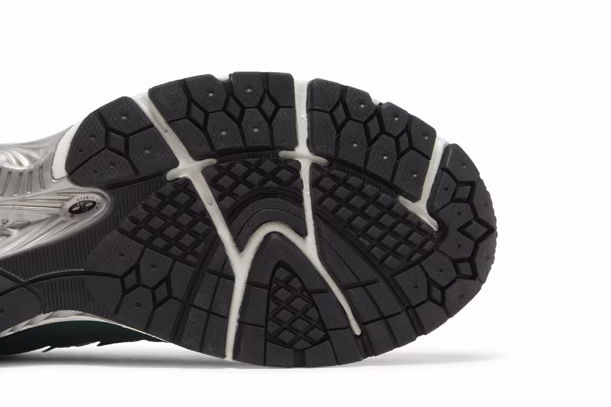 New Balance 1906R Nightwatch Green, view 6