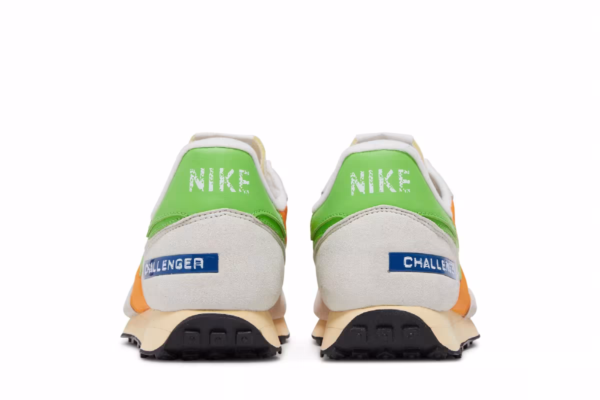 Nike Challenger OG Label Maker Pack - Kumquat Canvas, view 7