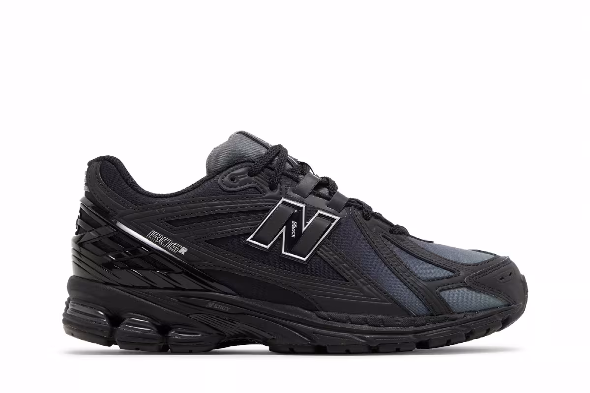 New Balance 1906R Black Gradient, view 2