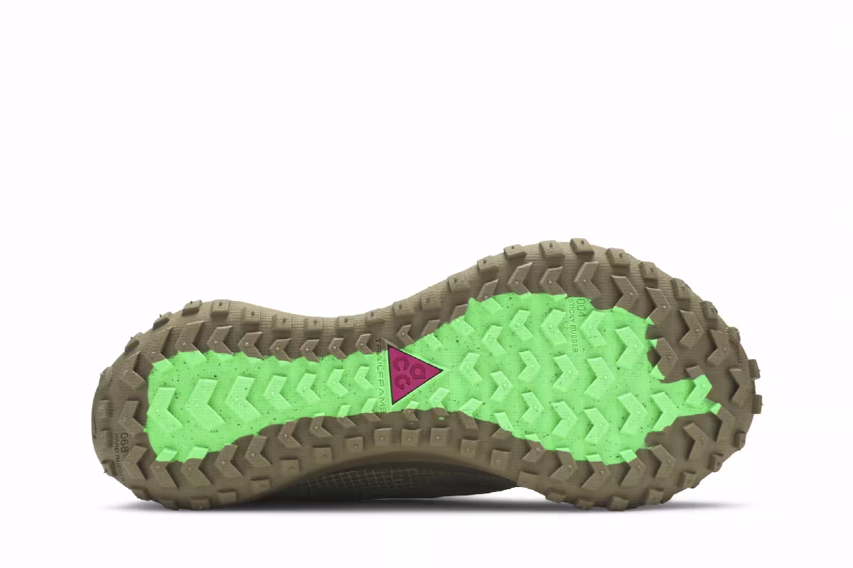 Nike ACG Mountain Fly Gore-Tex Khaki, view 5