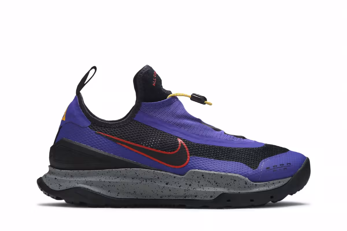 Nike ACG Zoom Air AO Fusion Violet Red, view 2