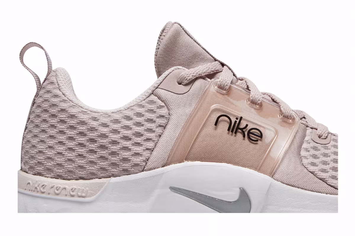 Nike Women's Renew In-Season TR 10 Mauve Rose, view 3