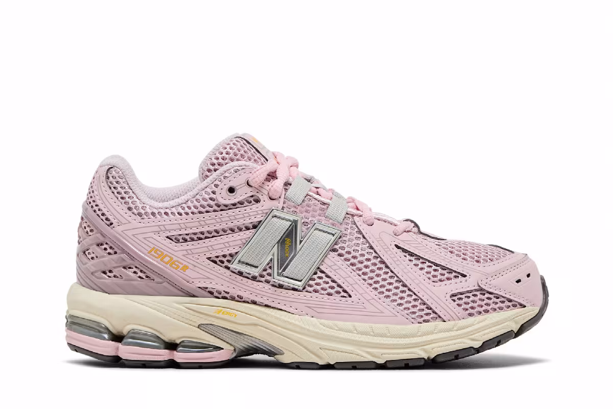 New Balance 1906R Big Kid Rose Sugar Ice Wine, view 2