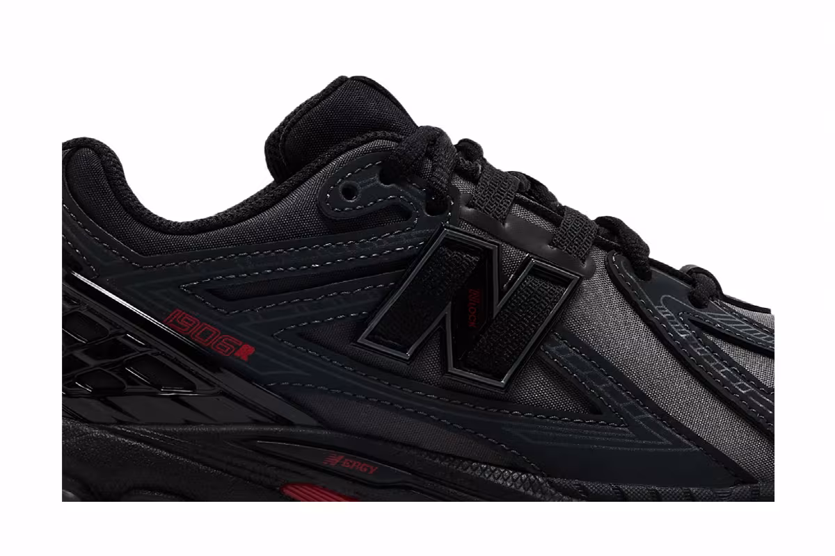 New Balance 1906R Big Kid Castlerock Fade Red, view 3