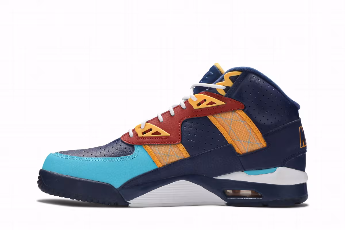 Nike Air Trainer SC High Los Angeles Rams, view 4