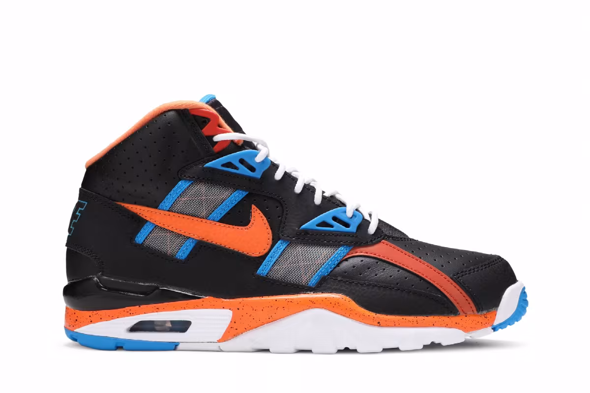 Nike Air Trainer SC High Knicks, view 2