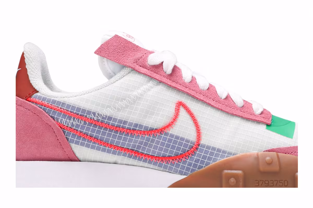 Nike Women's Waffle Racer 2X Desert Berry Crimson, view 3
