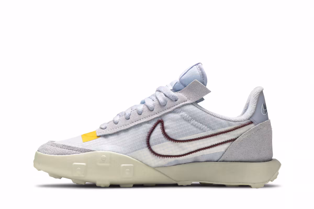 Nike Women's Waffle Racer 2X Ghost Light Bone, view 4