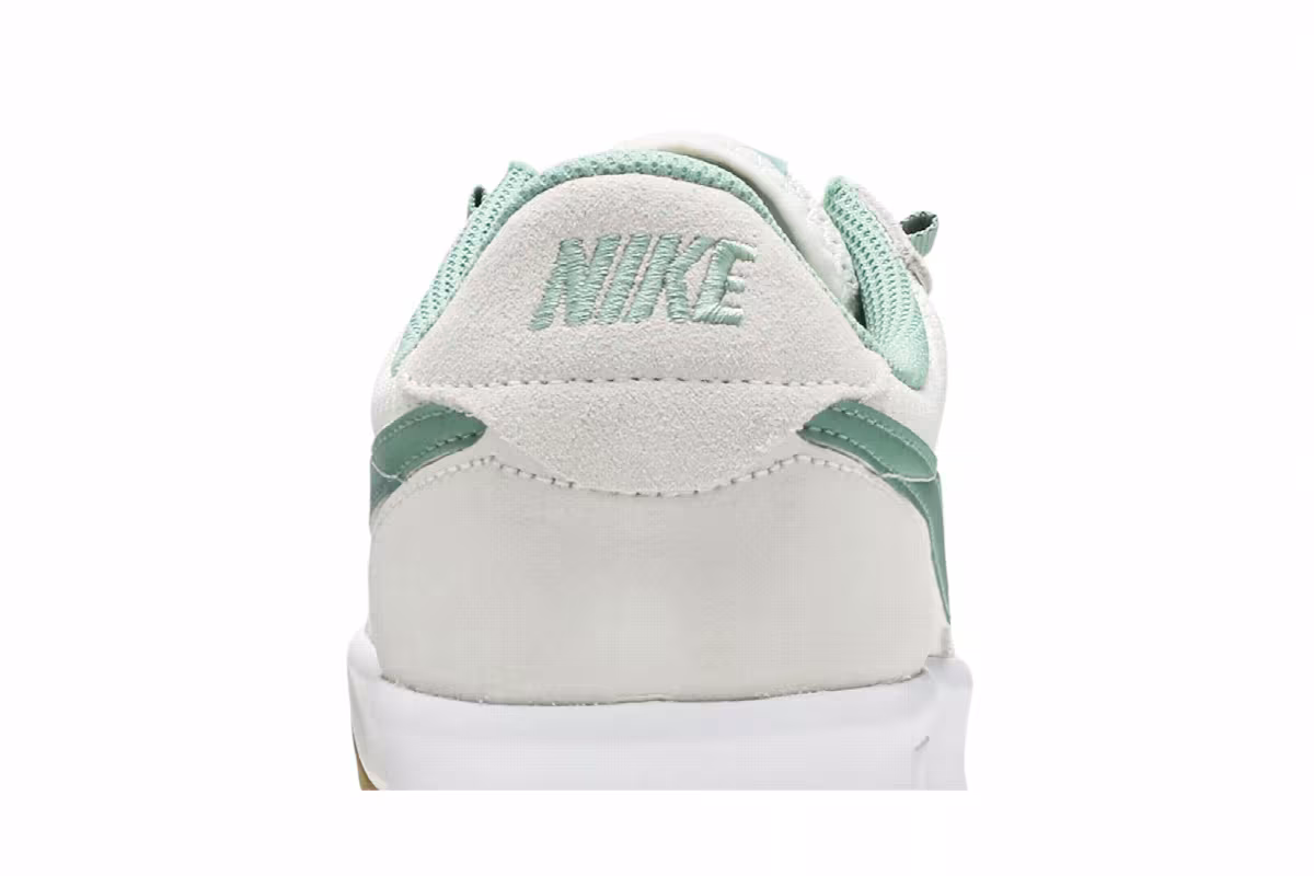 Nike Adversary SB Sail Jade, view 8