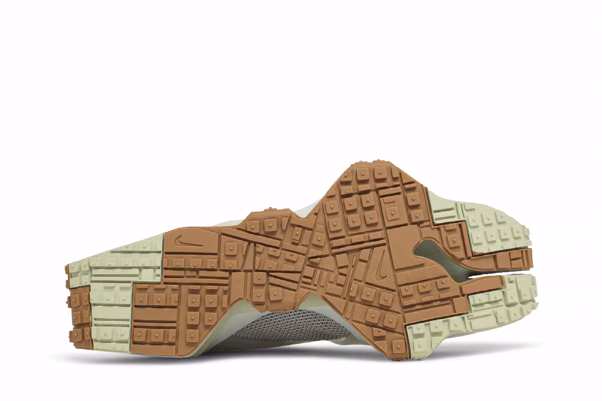 Nike ISPA Road Warrior Volt, view 5