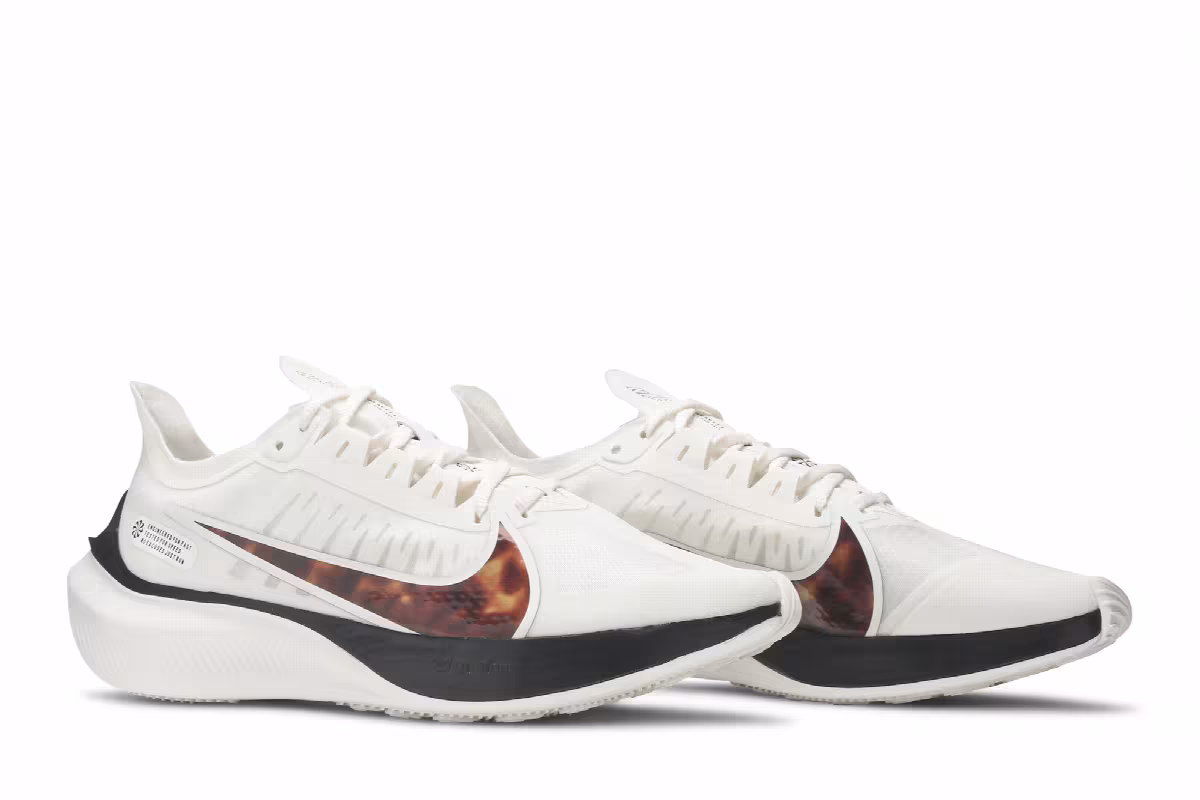 Nike Women's Zoom Gravity Barely Rose, view 9