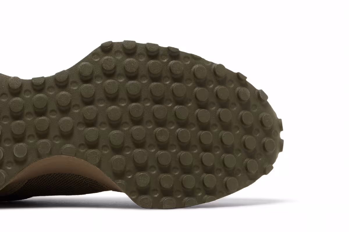 New Balance 327 Dark Camo, view 6
